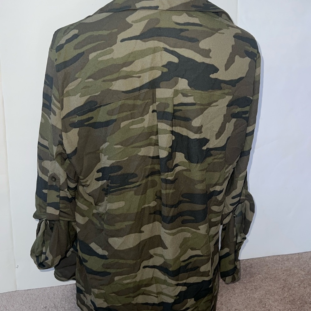 Green camo top